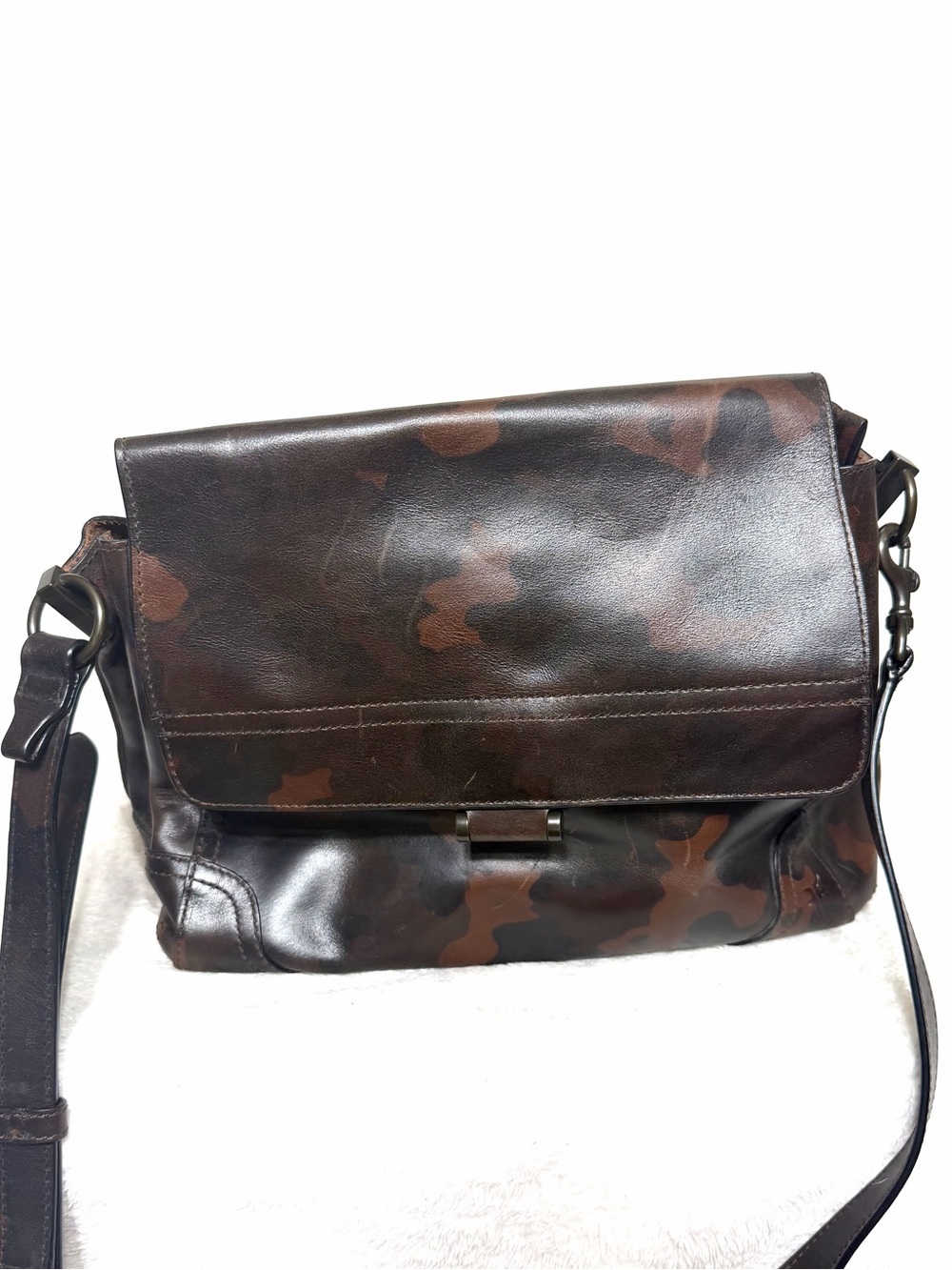 Frye Charlie brown camouflage leather fold over messenger bag crossbody